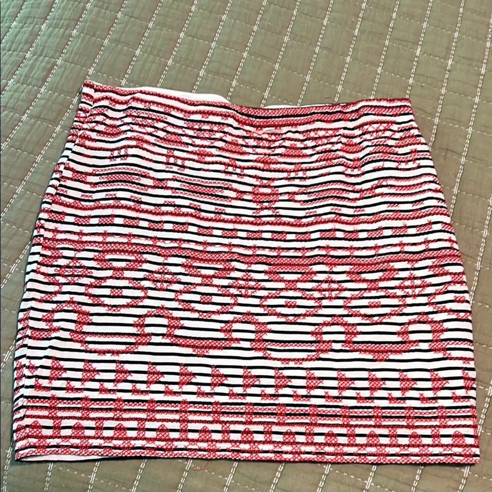 Stylish Red and White Patterned Skirt
